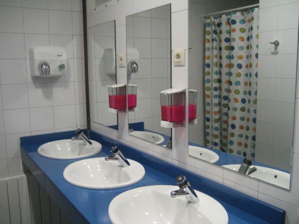 Be Dream Hostel Badalona Exterior photo
