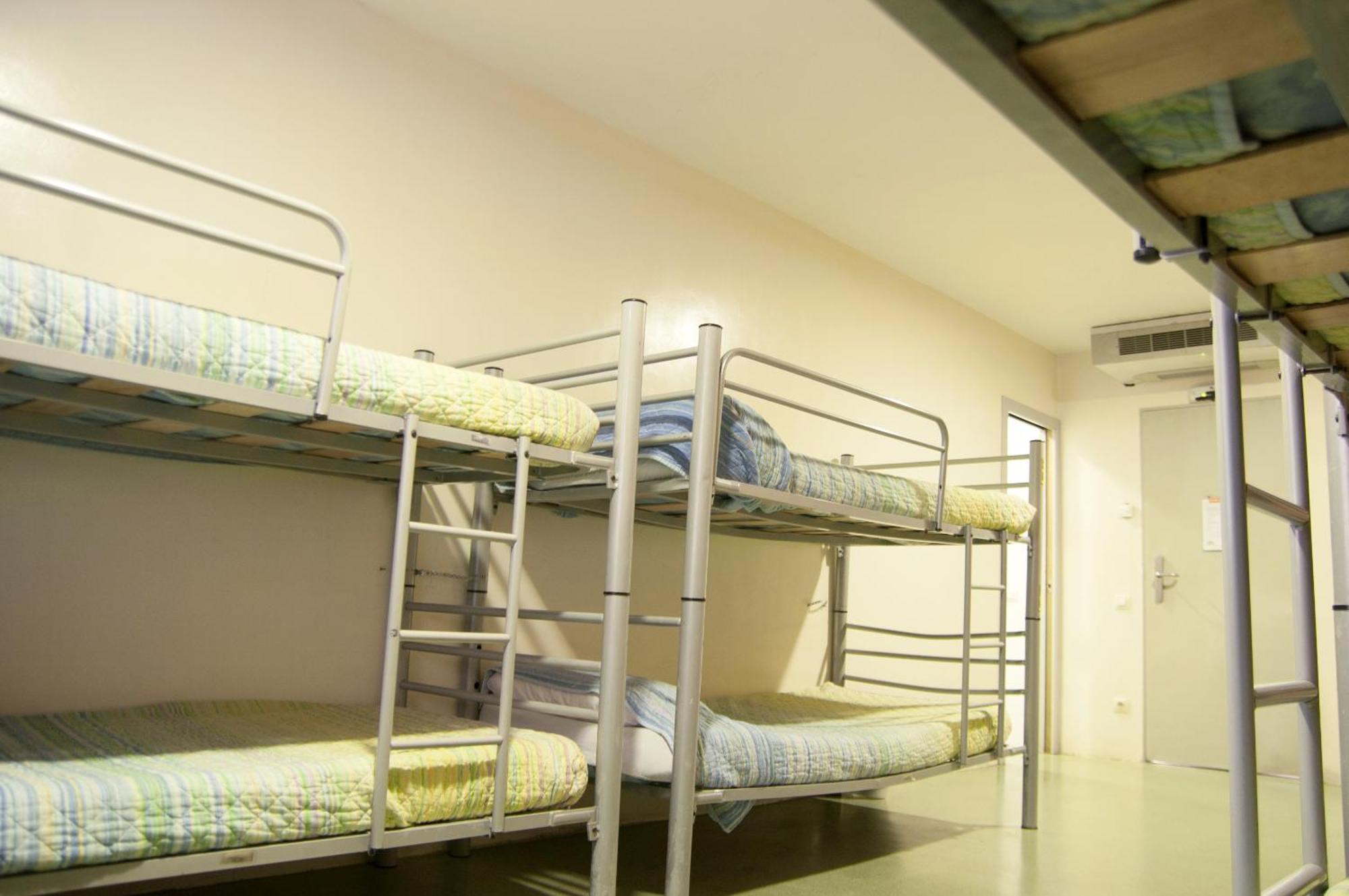 Be Dream Hostel Badalona Room photo