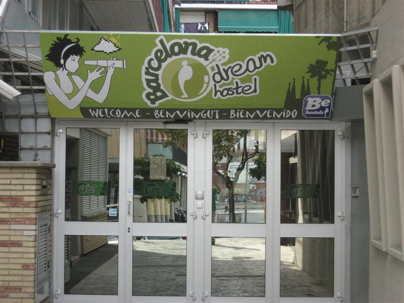 Be Dream Hostel Badalona Exterior photo