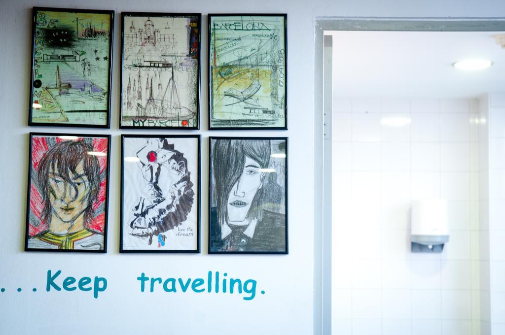 Be Dream Hostel Badalona Exterior photo